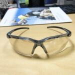 Kính bảo hộ màu trắng (cóphủbóng) Kingwear_Taiwan(KWEAR) K626-128